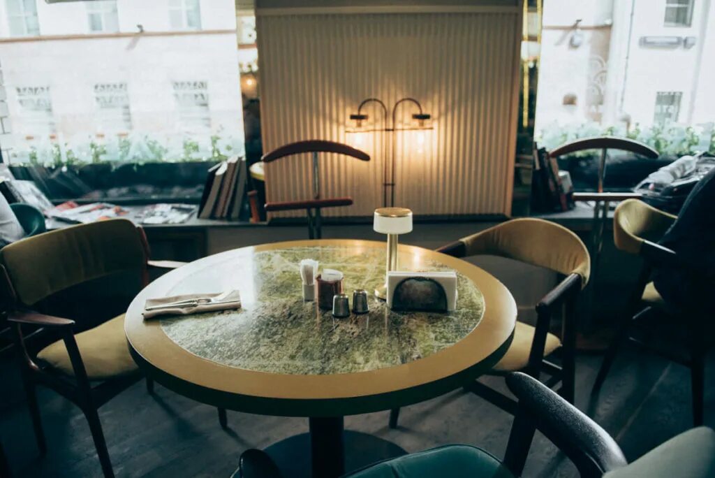 Geraldine ул остоженка 27 корп 2 фото Необистро ресторан Geraldine с верандой на Остоженке GentleGrey