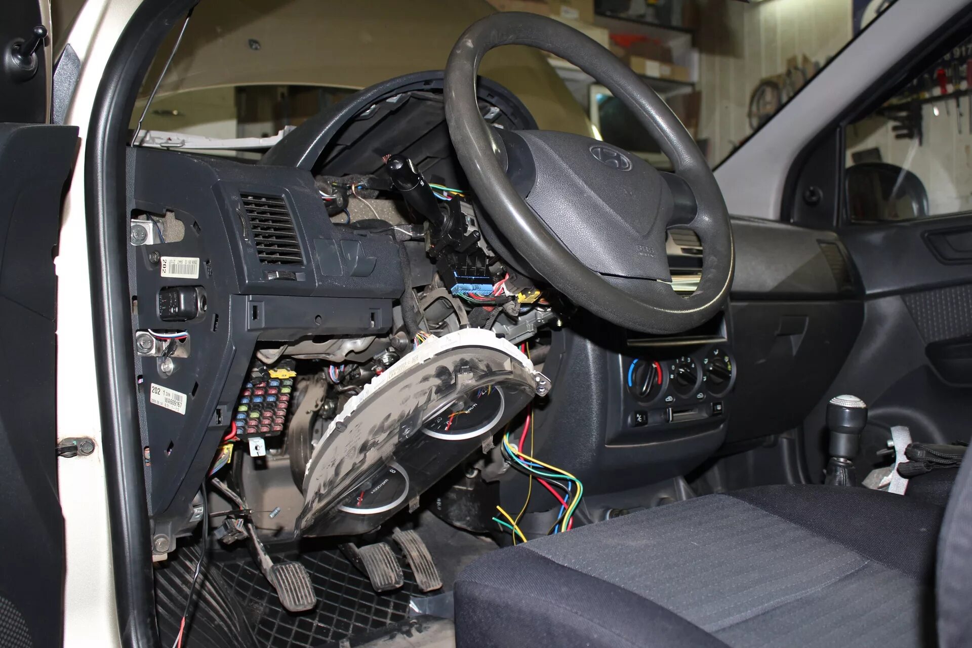 Getz точки подключения Замена штатной сигнализации. - Hyundai Getz, 1,4 л, 2006 года аксессуары DRIVE2