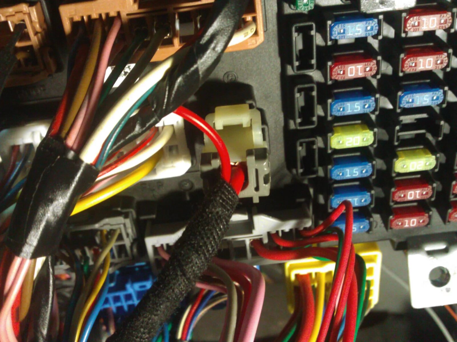 Getz точки подключения Установка сигнализации на Hyundai Getz - DRIVE2