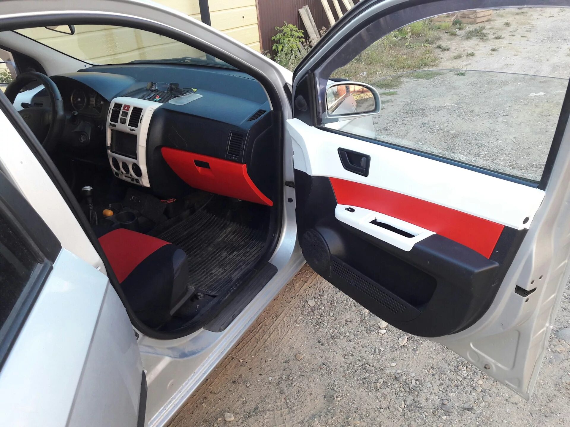 Getz тюнинг салона Обтяжка салона - Hyundai Getz, 1,3 л, 2005 года стайлинг DRIVE2