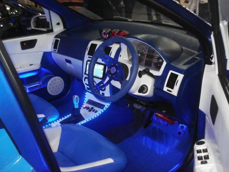 Getz тюнинг салона НА ПРОСТОРАХ ИНТЕРНЕТА ОБНОРУЖИЛ НЕСКОЛЬКО НЕПЛОХИХ ВАРИАНТОВ ВНЕШНЕГО ТЮНИНГА -