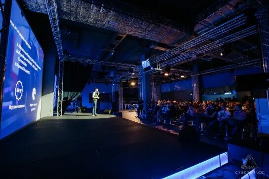 Gg cyberspace красная ул 97в фото От клерка до продюсера в Яндексе. Пост #3. Вход в киберспорт, Cyberspace. nogpyr