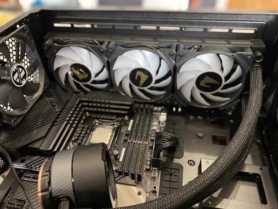 Gigabyte aorus waterforce x 280 электрические подключения GoHa.Ru - View Single Post - Обзор системы жидкостного охлаждения AORUS WATERFOR