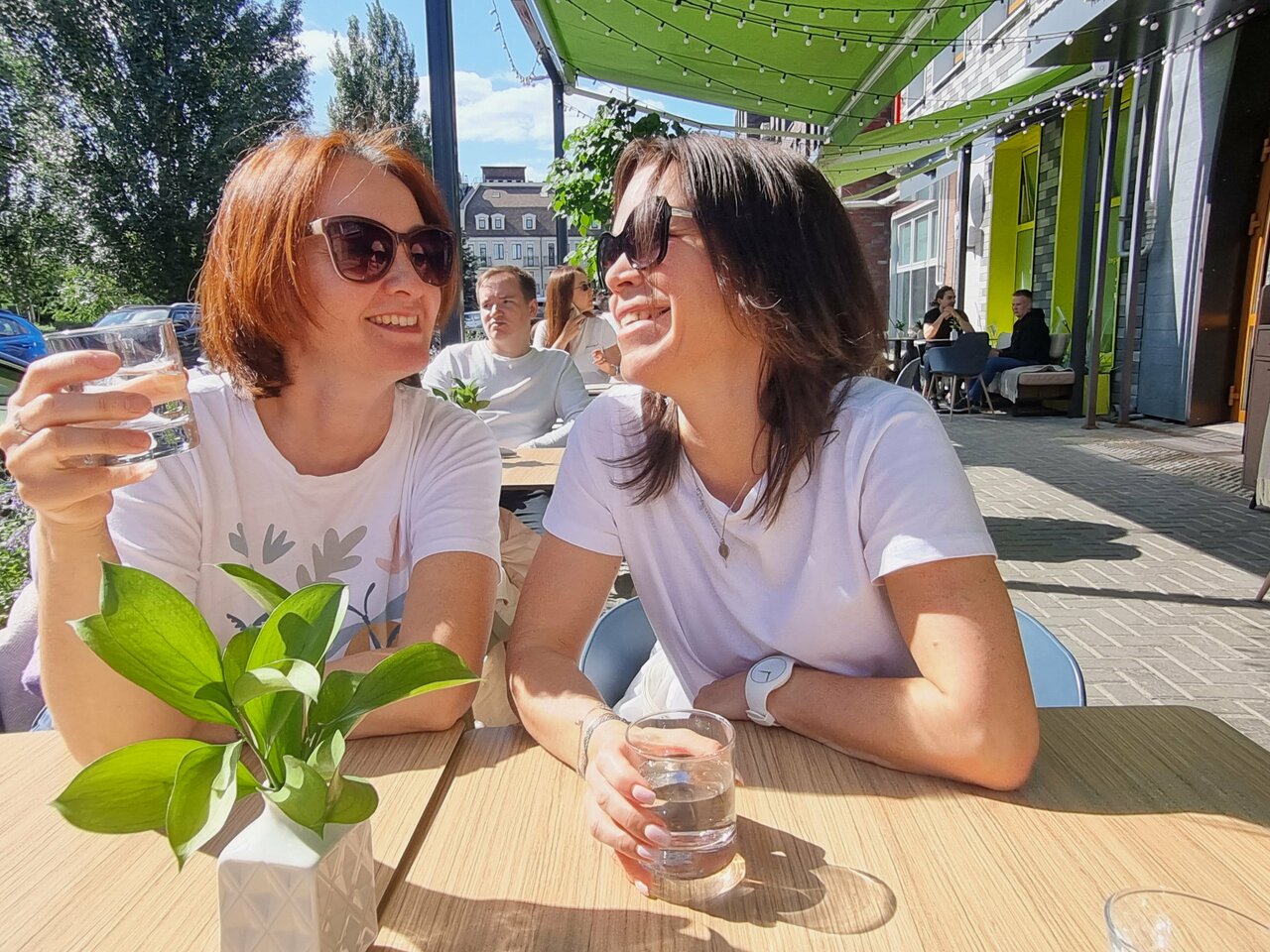 Gina ул николая столбова 1 3 фото Фото: Begin, кафе, Казань, ул. Николая Столбова, 1/3 - Яндекс Карты