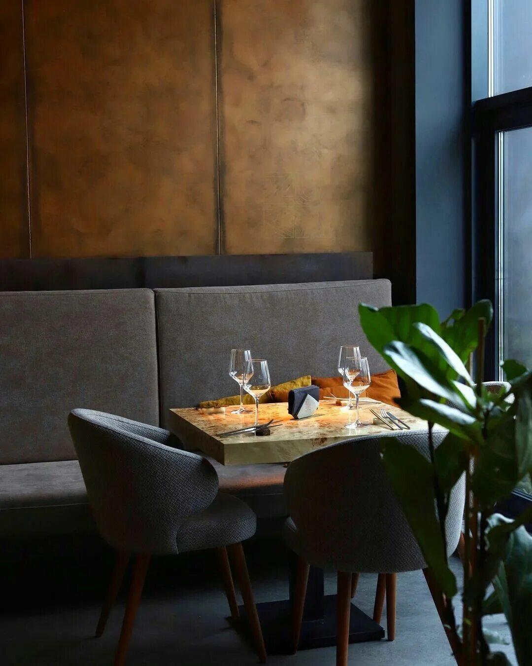 Gina ул николая столбова 1 3 фото Новые казанские "Патрики": что есть в заведениях на Столбова и что по ценам?