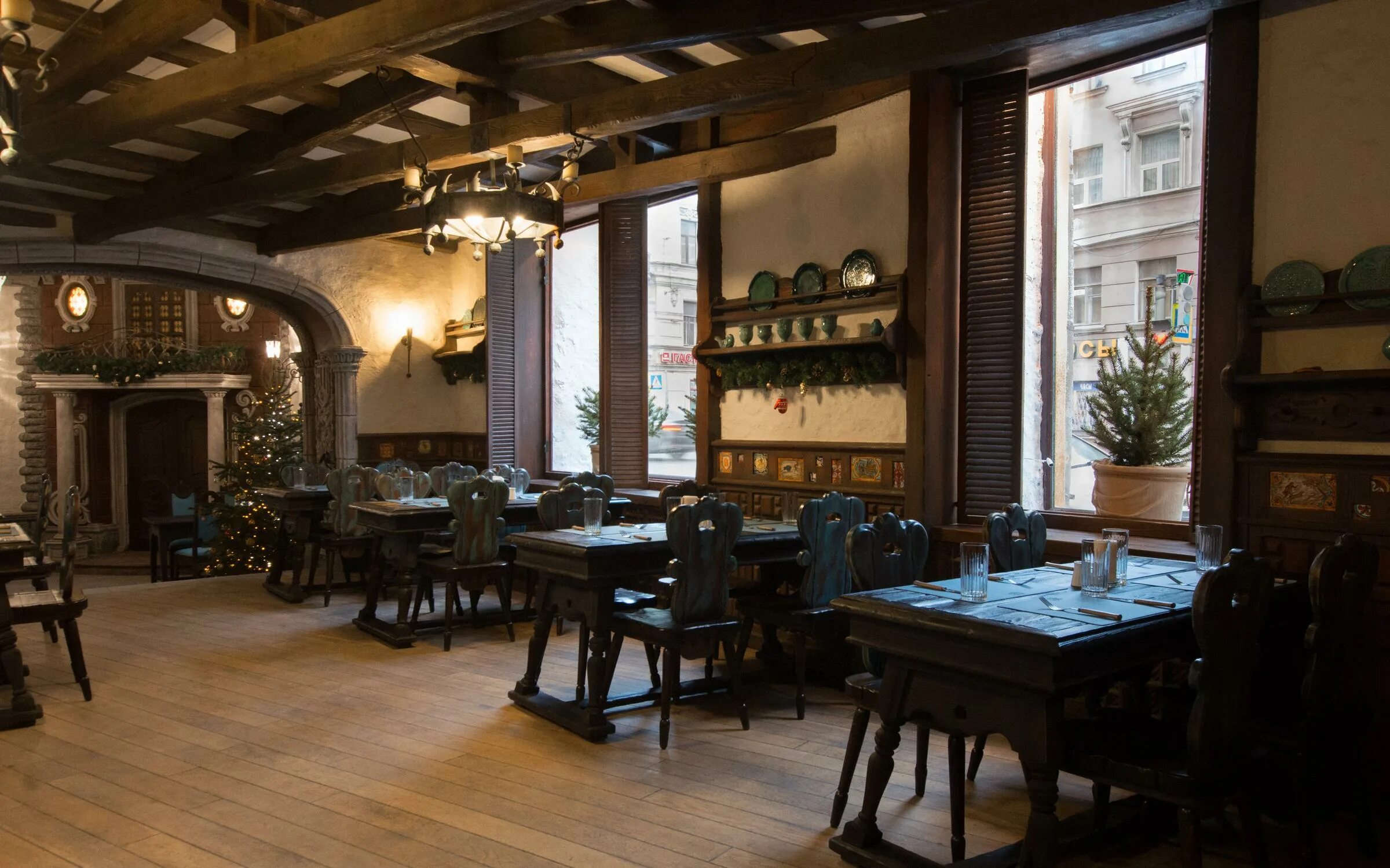 Ginger ул льва толстого 52 самара фото Меню и цены Мадридский Двор в Санкт-Петербурге на 8-ой Советской улице - Zoon