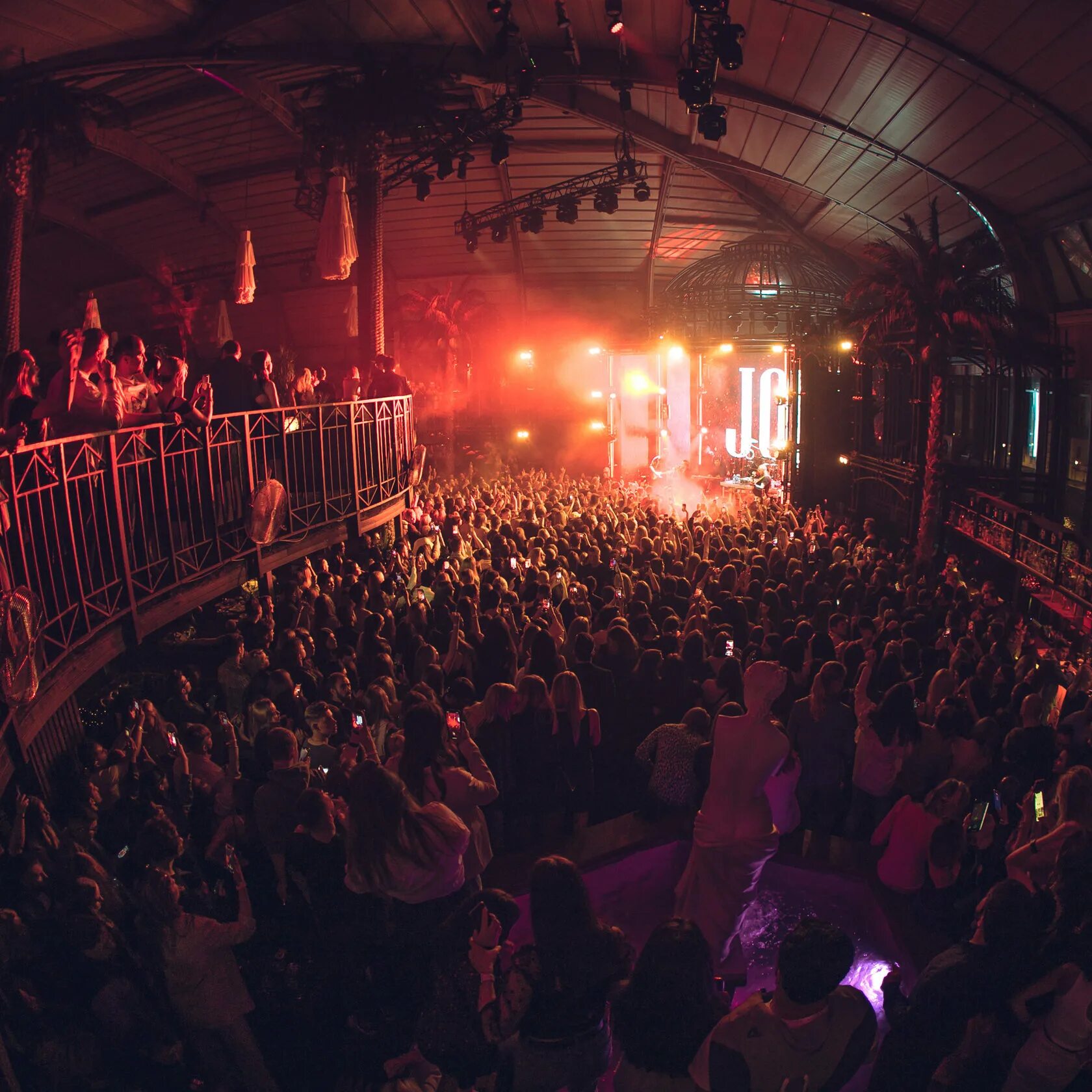 Gipsy клуб фото Фотоотчёт концерта JONY в бар клубе Gipsy. 28.08.2020