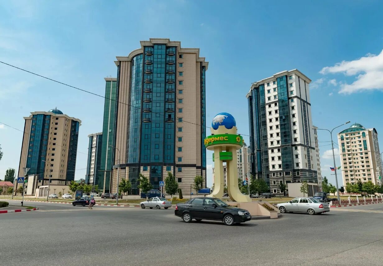 Giros чеченская республика гудермес улица ватутина фото Благодаря Фонду Кадырова более 1700 семей Гудермесского района обеспечены жильём