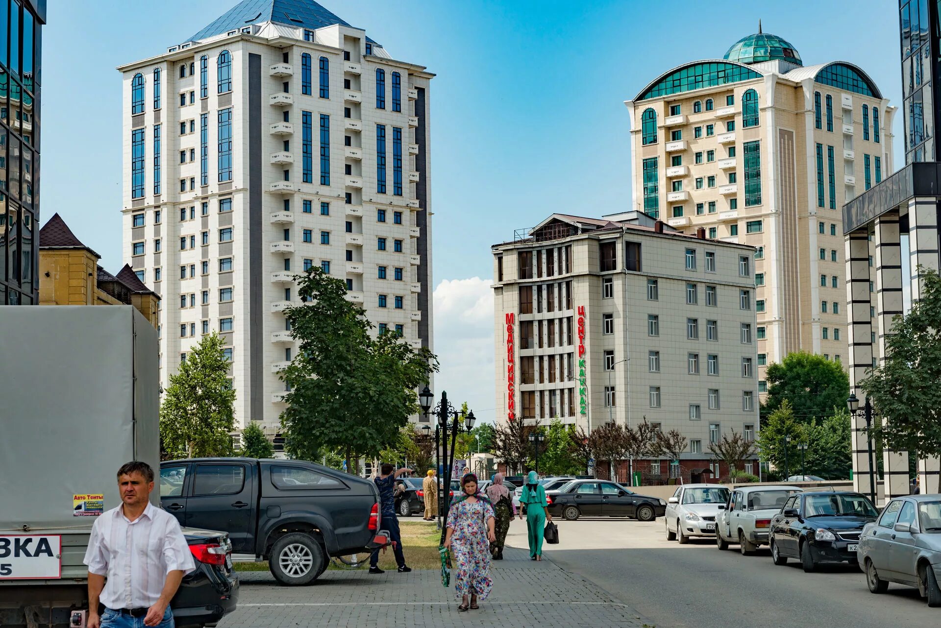 Giros чеченская республика гудермес улица ватутина фото До конца текущего года более 500 человек переселят из оползневых зон Гудермеског