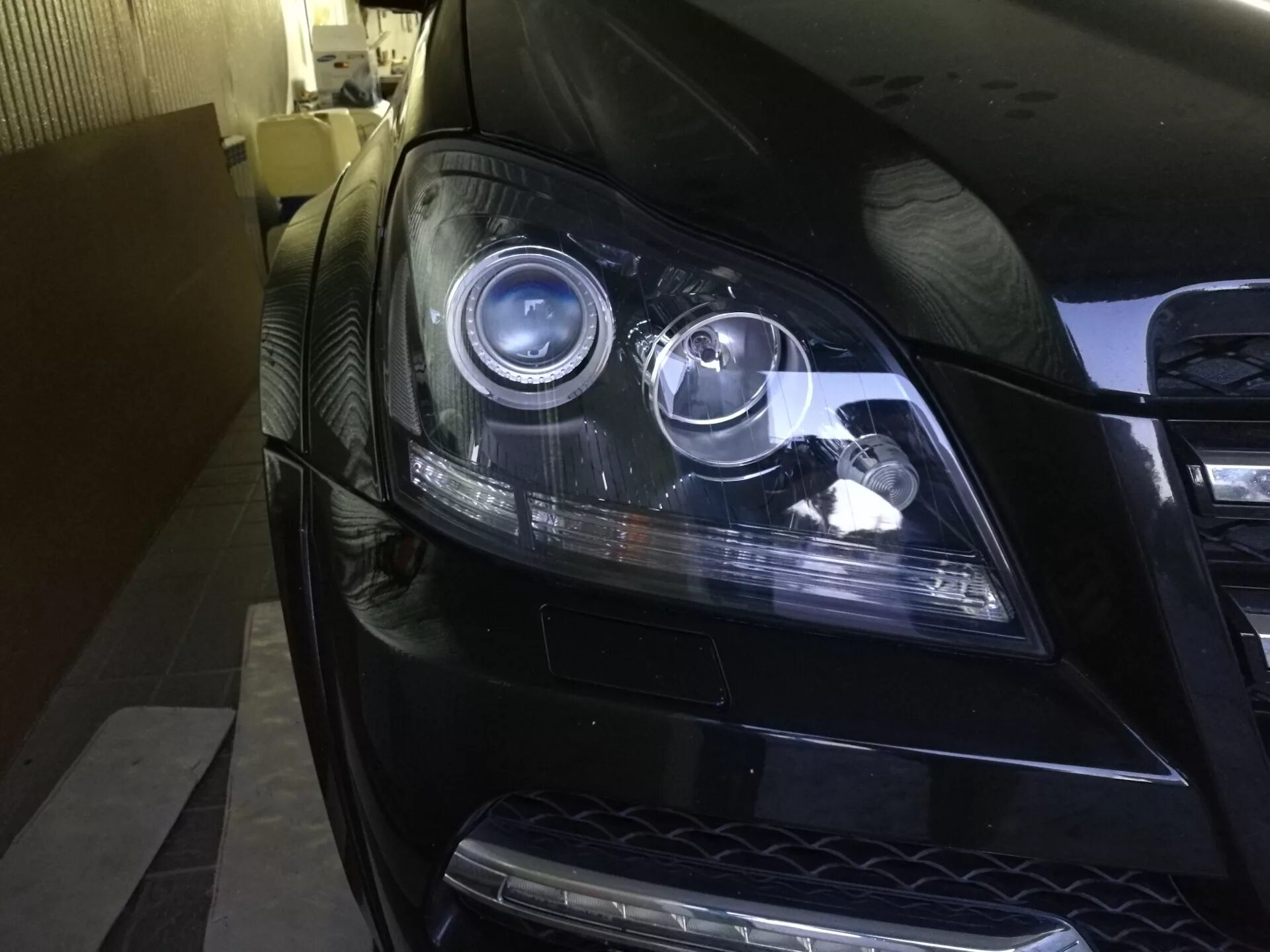 Gl фары тюнинг Mercedes GL Grand Edition тюнинг и восстановление фар) - XenonCustom на DRIVE2
