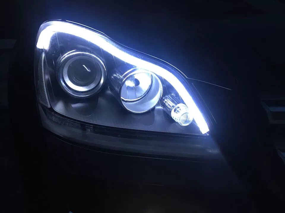 Gl фары тюнинг Колхоз или красота! - Mercedes-Benz GL-class (X164), 4,7 л, 2009 года тюнинг DRI