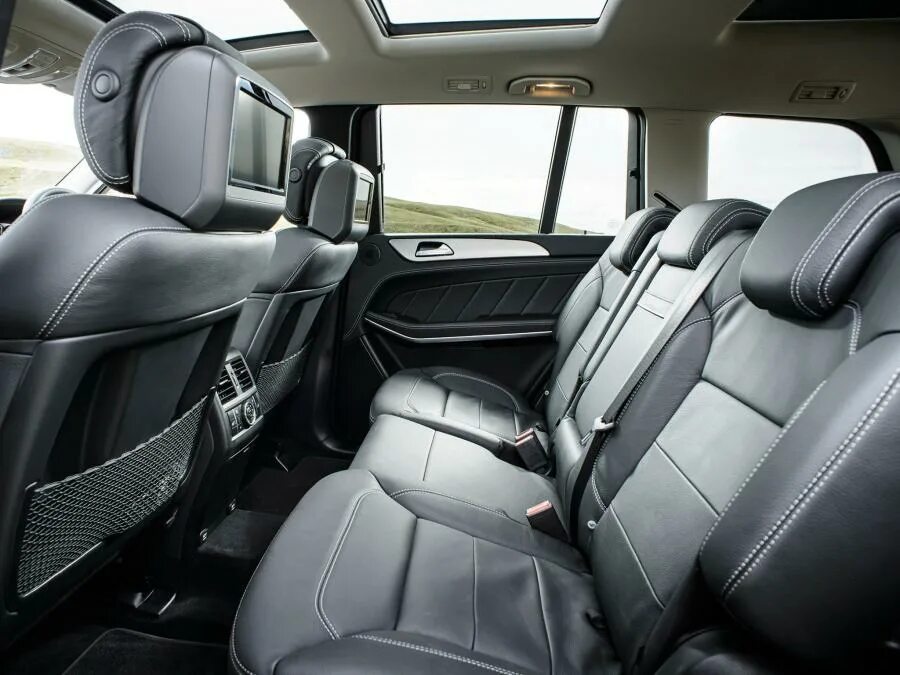 Gl фото салона Mercedes-Benz GL350 BlueTec AMG Sports Package 2013 года выпуска для рынка Велик