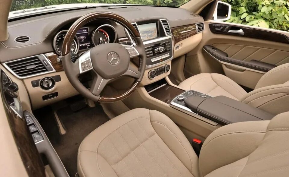 Gl фото салона MB GL350 нервно курит. - Toyota Corona (T170), 1,6 л, 1991 года аксессуары DRIVE