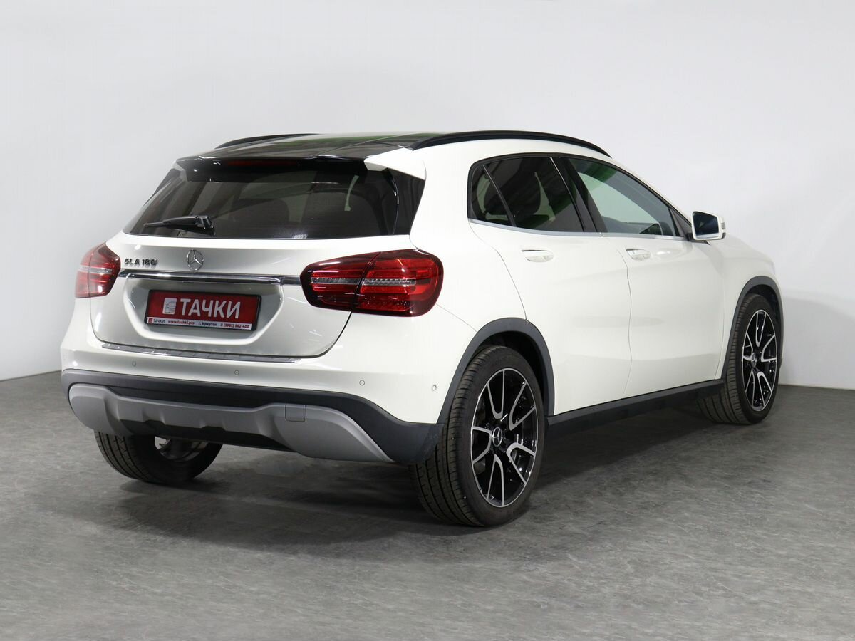 Gla 180 мерседес фото Купить б/у Mercedes-Benz GLA I (X156) Рестайлинг 180 1.6 AMT (122 л.с.) бензин р