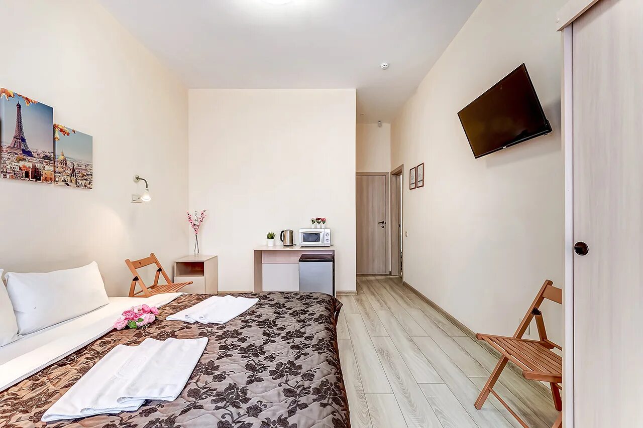 Glamslam невский просп 95 санкт петербург фото Особенности гостиницы Демократ в Санкт‑Петербурге, Невский проспект, 95 - Яндекс