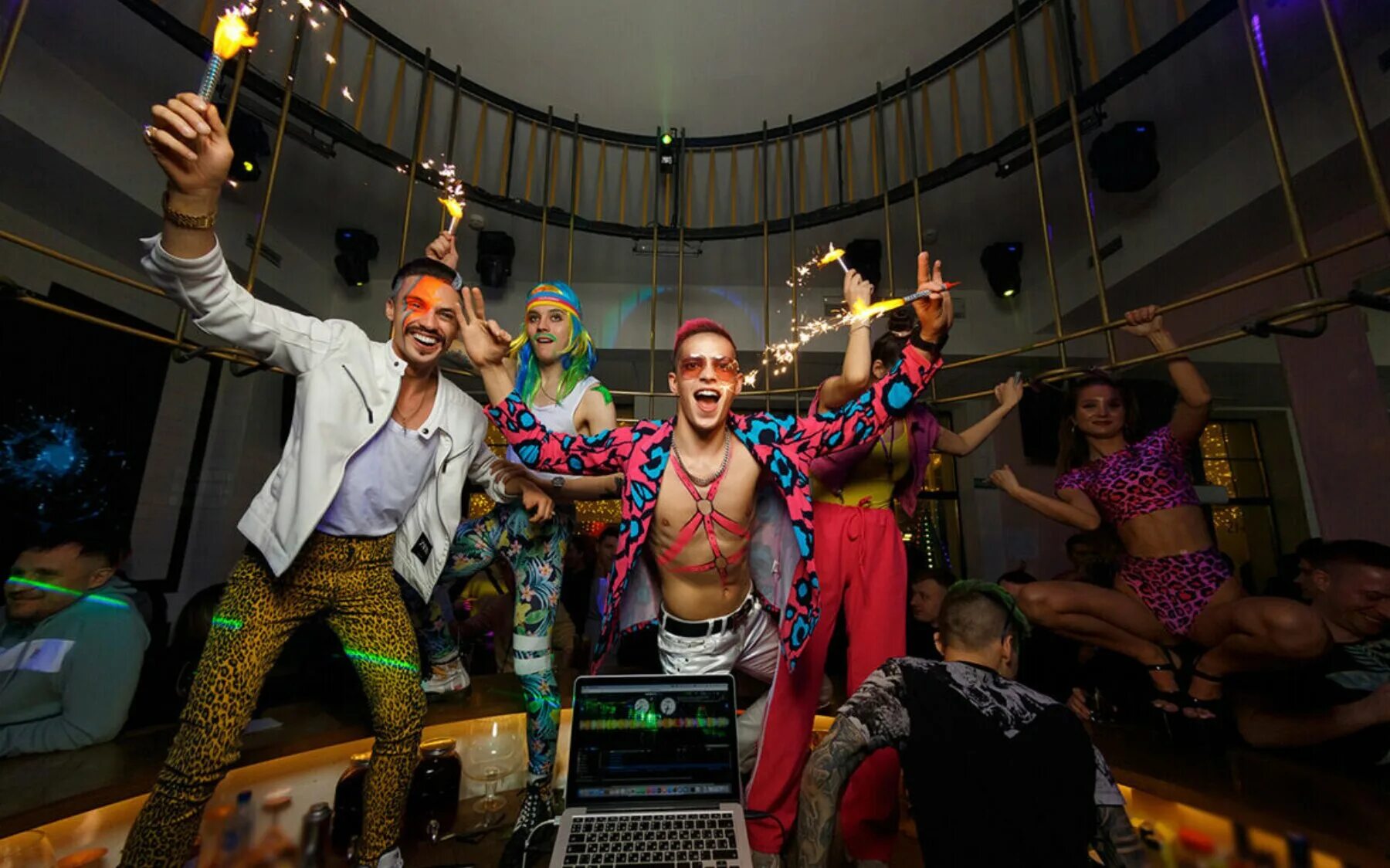 Glass bar зыбицкая ул 2 минск фото Особенности Glass Bar в Минске, Зыбицкая улица, 2 - Яндекс Карты