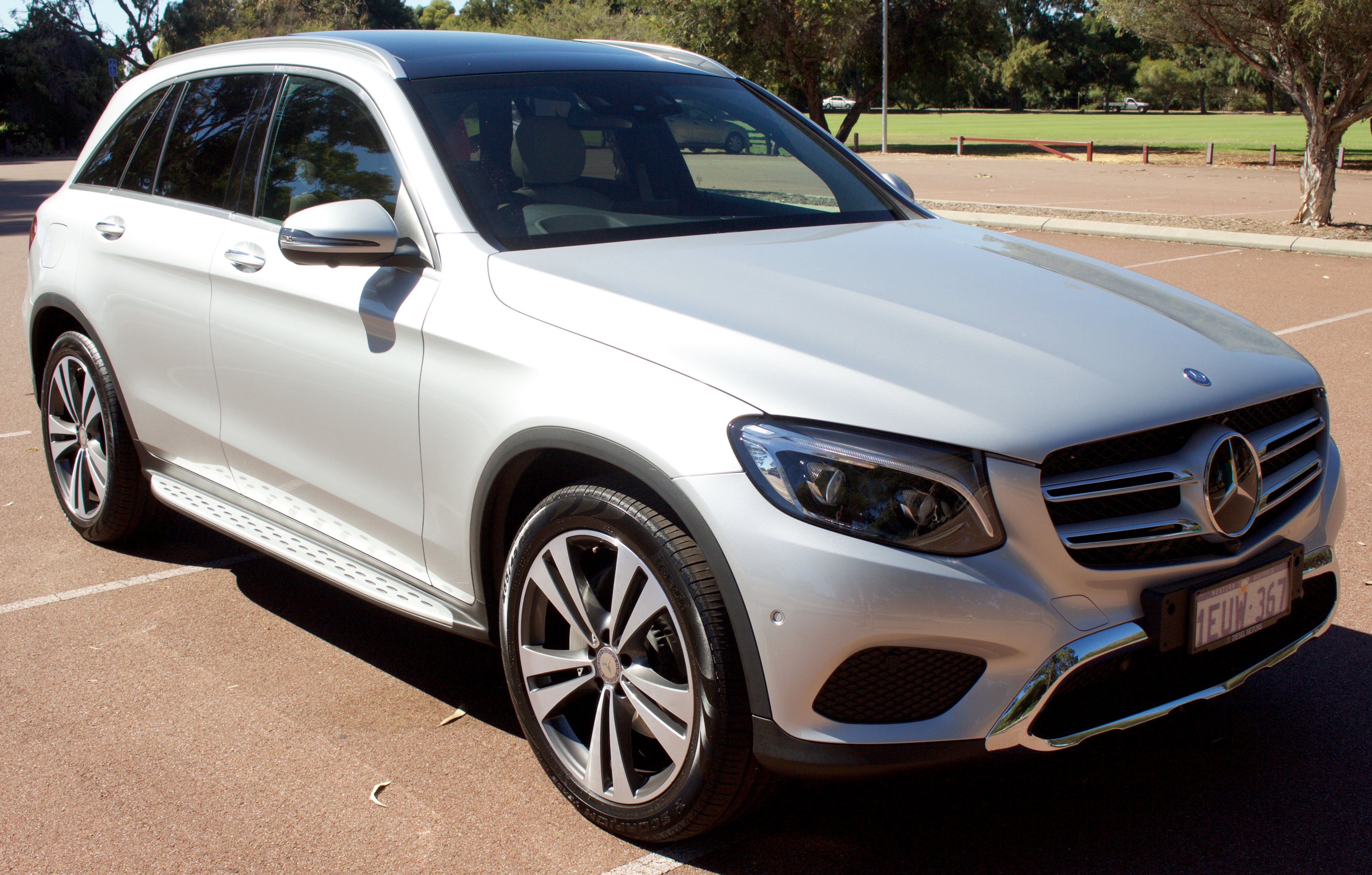Glc 250 во владивостоке фото цены File:2015 Mercedes-Benz GLC 250 d (X 253) 4MATIC wagon (2016-03-05) 01.jpg - Wik
