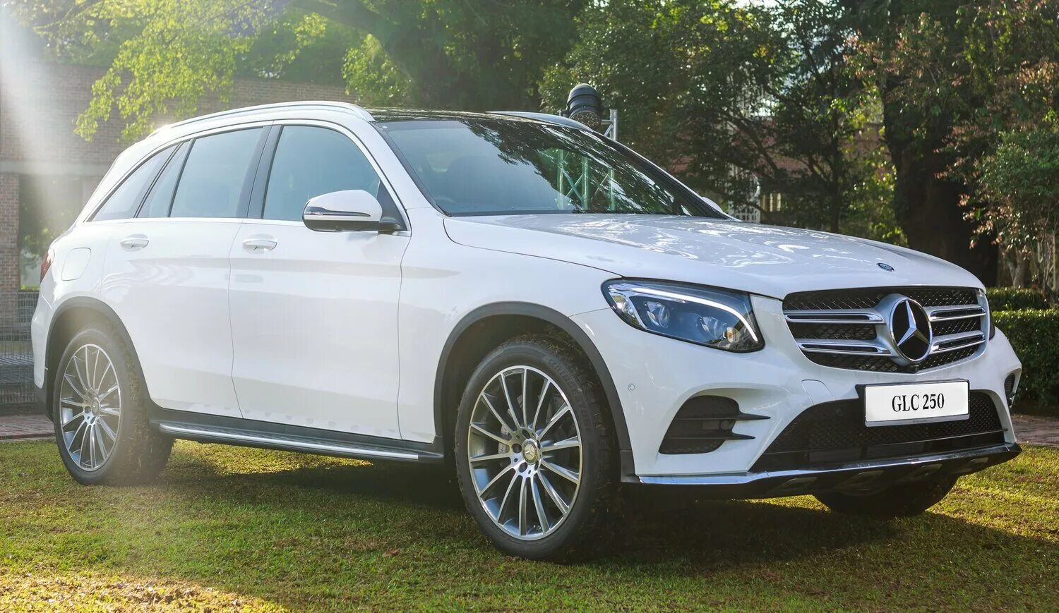 Glc 250 во владивостоке фото цены Автомобиль мерседес бенц glc 250 d 4 matic 2018 года выпуска в Королёве: 96 влад