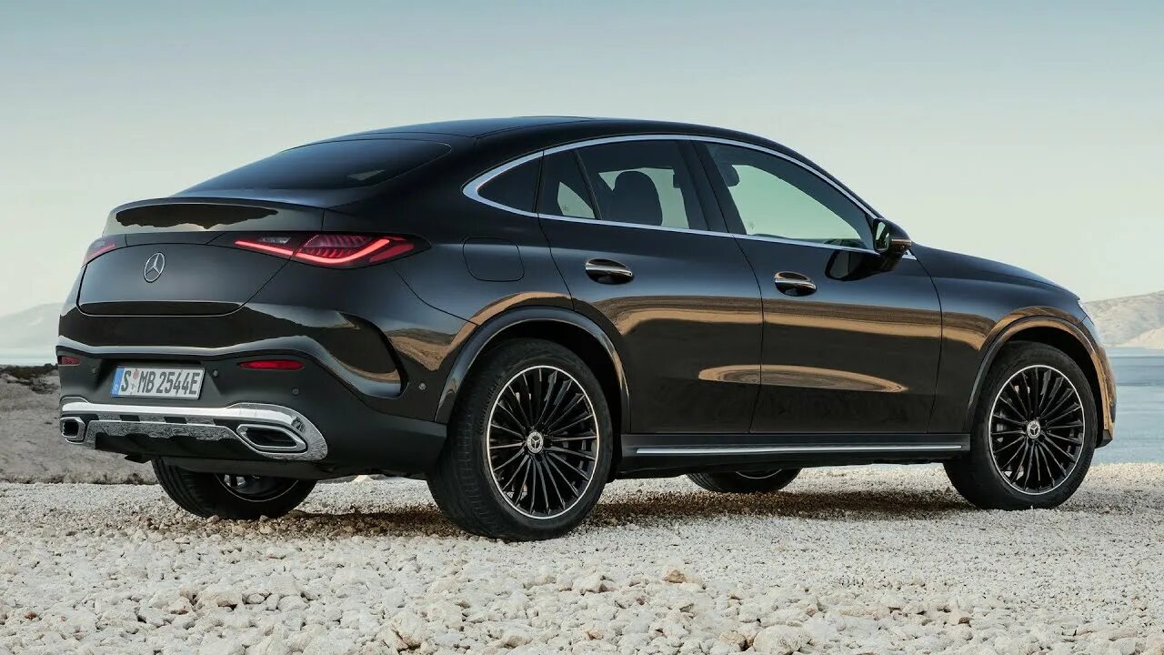 Glc купе фото New 2024 Mercedes GLC Coupe - A Stunning, Sleek and Sporty SUV Coupe - YouTube