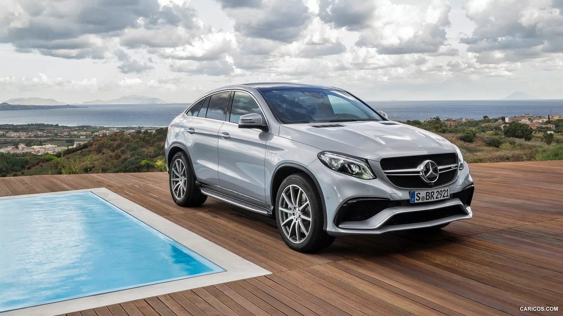 Gle фото мерседеса 2016 Mercedes-AMG GLE 63 Coupe Caricos