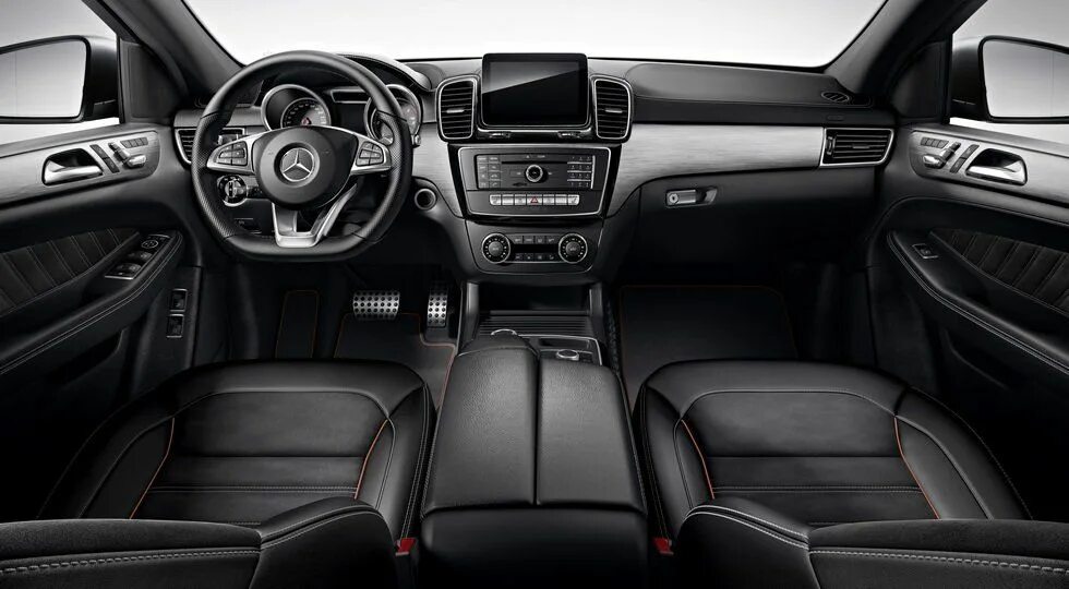 Gle фото салона Россиянам доступна спец.версия кроссовера Mercedes-Benz GLE Coupe