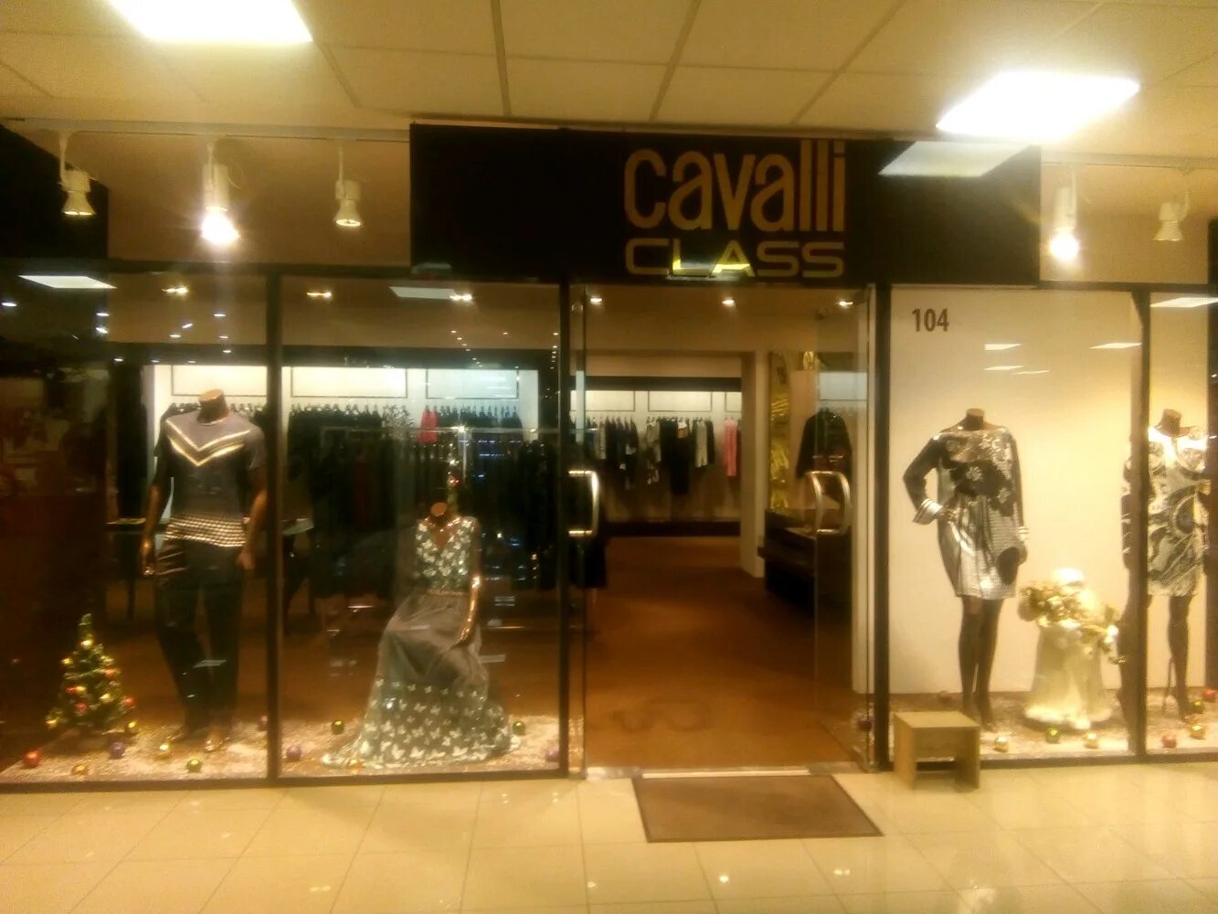 Glenfield комсомольская ул 13 владивосток фото Cavalli Class, магазин одежды, Комсомольская ул., 13, Владивосток - Яндекс Карты