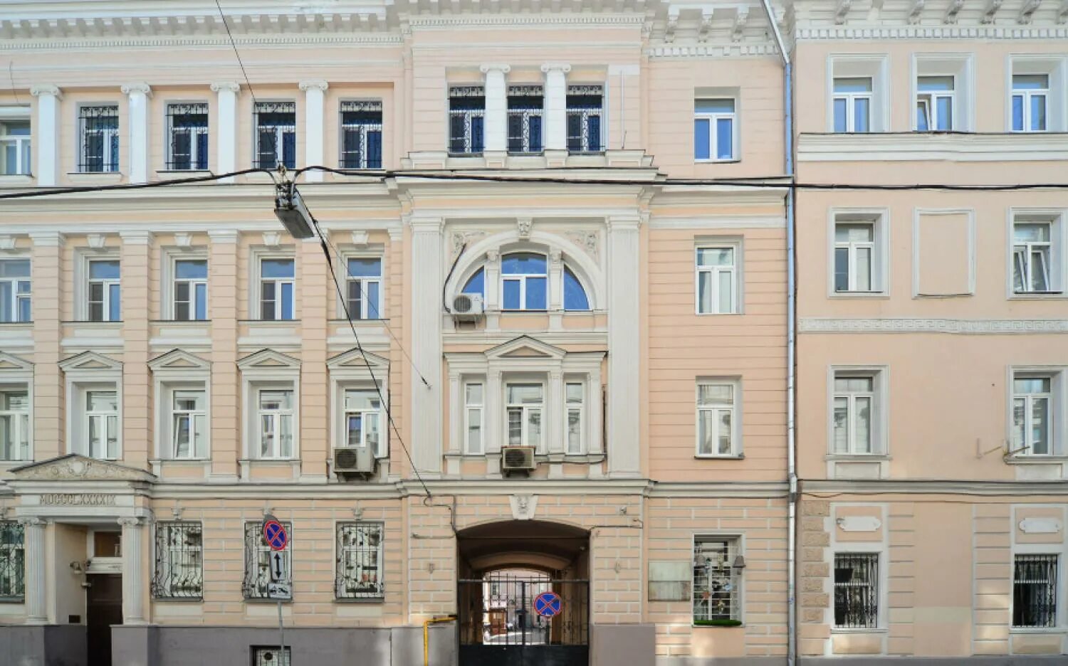 Glow ул макаренко 3 стр 2 фото Фото Жилого здания "Макаренко ул., 2/21, стр. 1" снаружи и изнутри