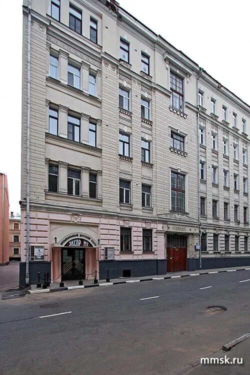 Glow ул макаренко 3 стр 2 фото Макаренко 2, Москва - дом Ясюнинской - театр "Экспромт"