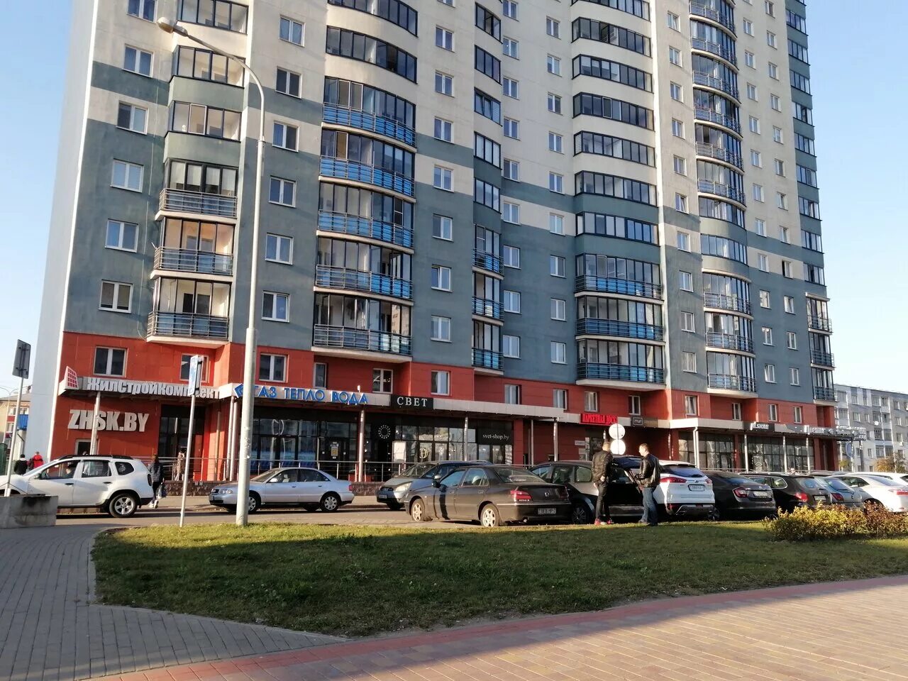 Godzilla просп дзержинского 5 минск фото Больше не работает: Паркетная Доска, строительный магазин, Минск, проспект Дзерж