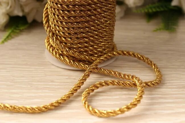 Gold шнур площадь маркина 5 фото Шнур декоративный, (золотистый) 4-5мм * 10ярдов (+-1), упак.1шт купить в Омске М