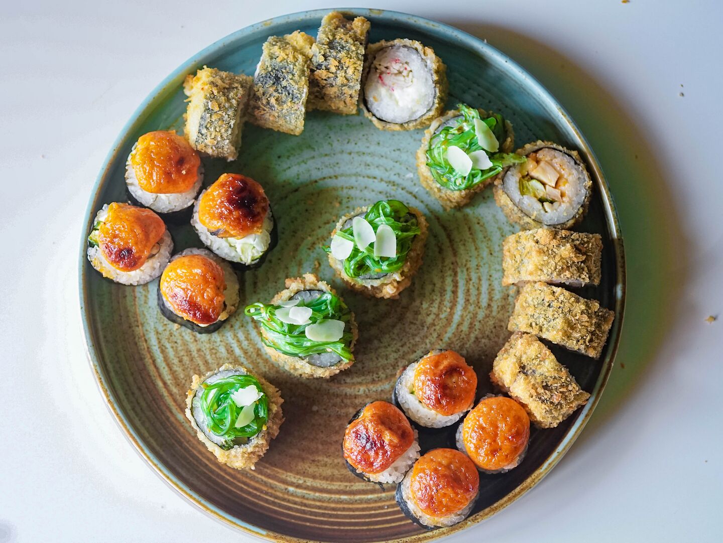 Gold суши интернациональная ул 24 фото Ким Паб сет 40 шт - Суши Голд - Суши-бар