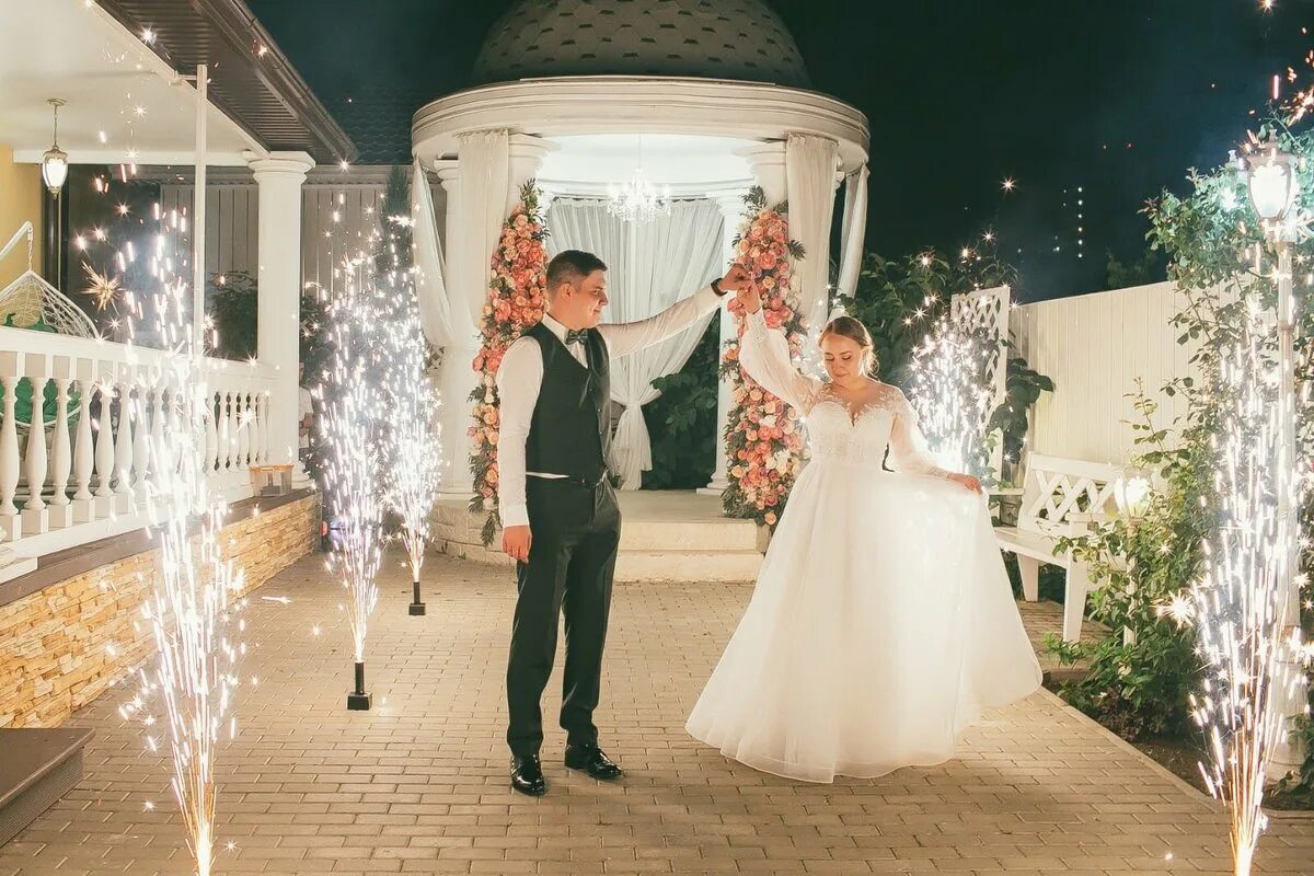 Golden hall ул 1 мая 118 фото Специалисты Банкетного дома Golden Hall на улице 1 Мая - Рестораны - Воронеж