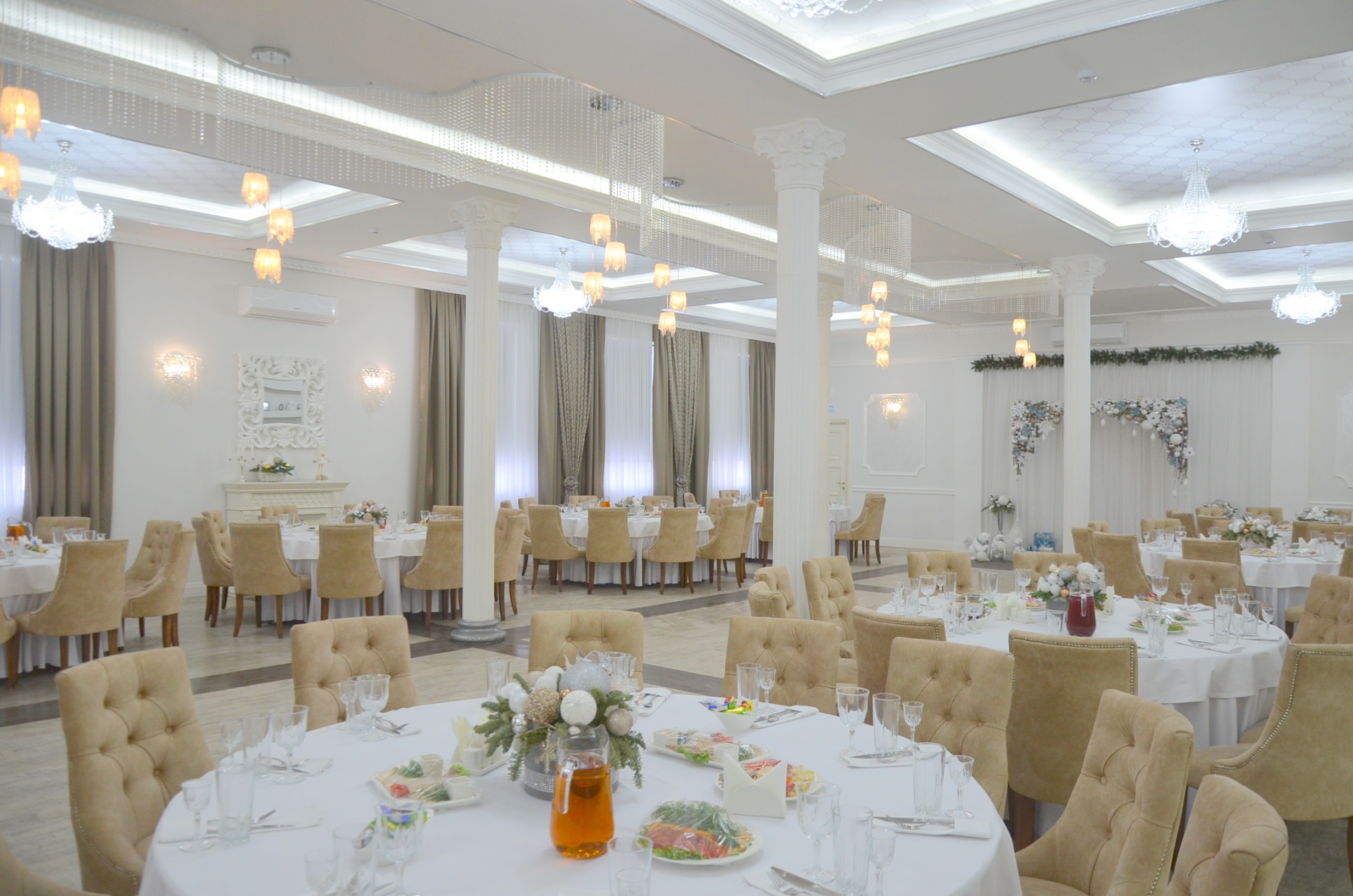 Golden hall ул 1 мая 118 фото Серебряный банкетный зал "Golden hall" 1 Мая, 118 Подгорное Воронеж