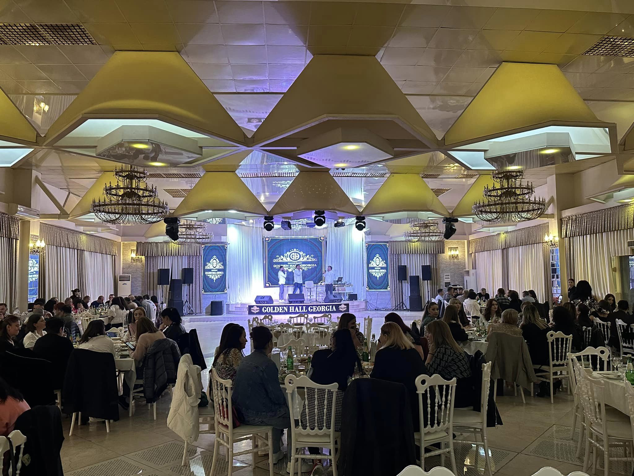 Golden palace чапаевский пр 48 ставрополь фото Голден Холл Джорджия - Visitajara