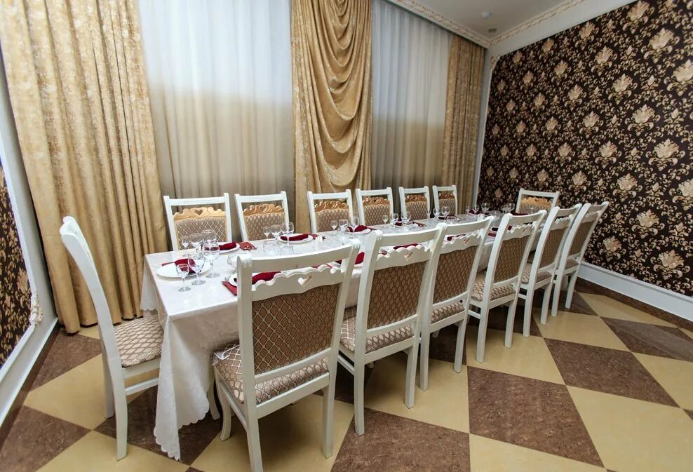 Golden star московское ш 23а саратов фото Банкетный зал GoldenStar на Московском шоссе в Саратове - отзывы, цены, адрес, т