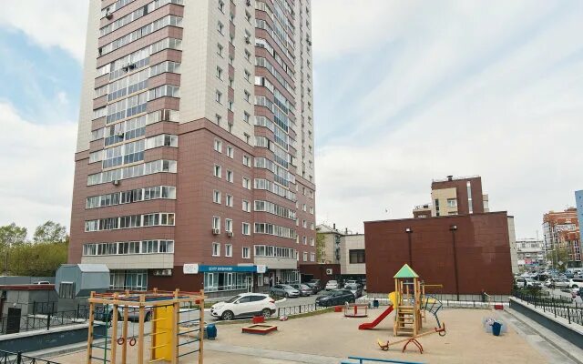 Golden thompson ул крылова 31 новосибирск фото Квартира Sibkvart Крылова 34 (14 этаж) в Новосибирске отзывы, цены и фото номеро