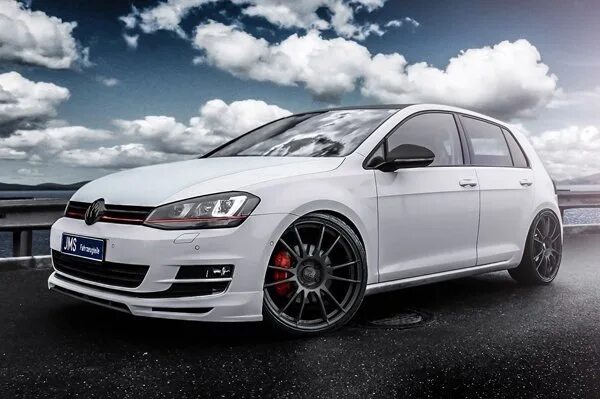 Golf 7 фото Обвес или оклейка пленкой? - Volkswagen Golf Mk7, 1,4 л, 2014 года стайлинг DRIV