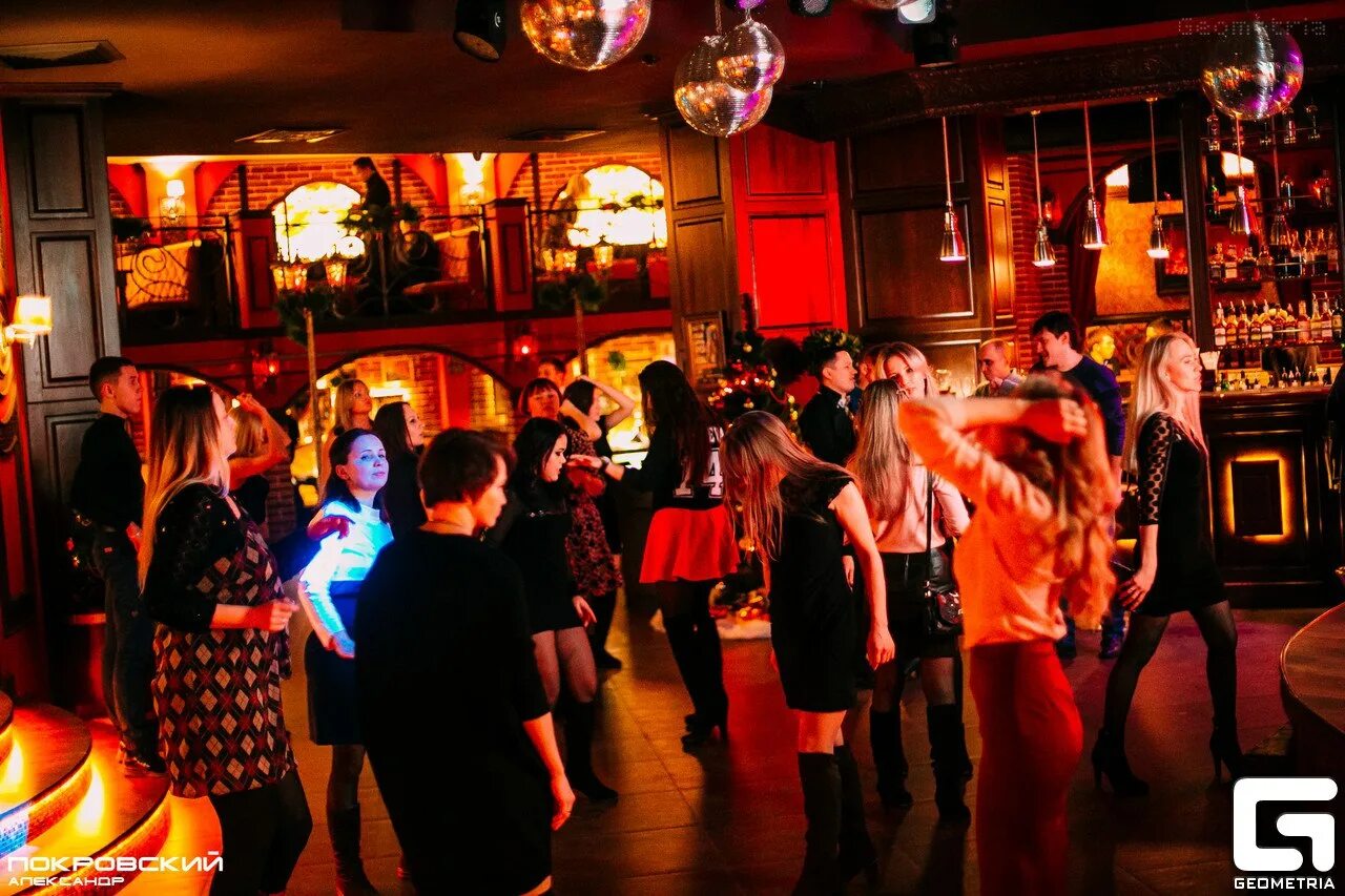 Gonzo кувшинский пер 24а фото Ночной клуб "BOURBON PUB" - отзывы, фотографии, меню Чебоксары, Хевешская, 34а