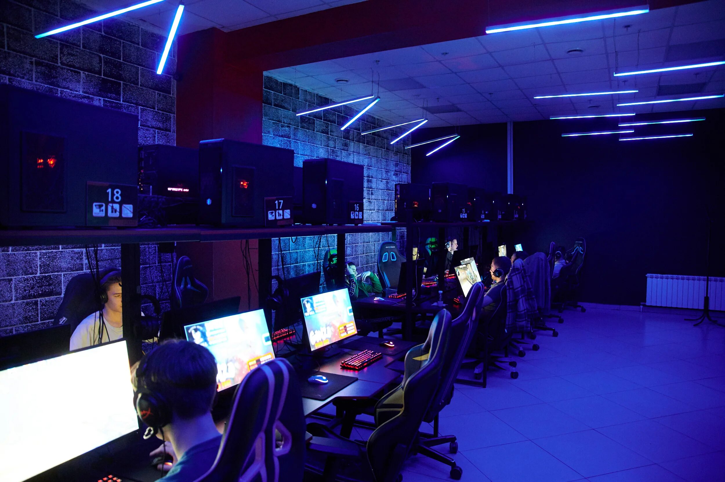 Gonzo ул щорса 14а белгород фото Особенности компьютерного клуба Gonzo в Белгороде, улица Щорса, 14А - Яндекс Кар