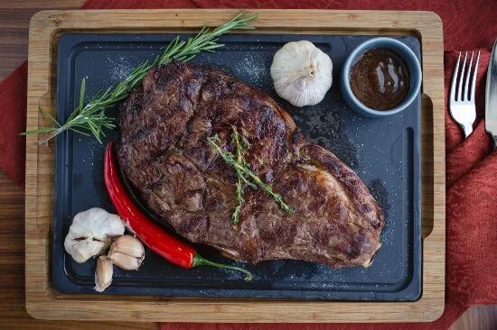 Good beef ул кирова 55 фото Запеченные королевские креветки в чесночном масле - одно из любимых блюд у наших