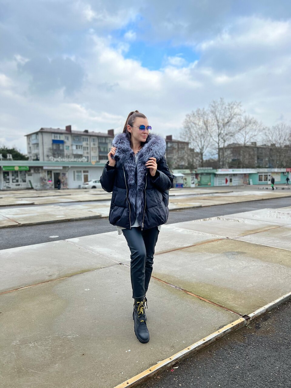 Good gym ул героев десантников 2 фото Фото: Nfs, магазин одежды, ул. Героев Десантников, 2/3, Новороссийск - Яндекс Ка