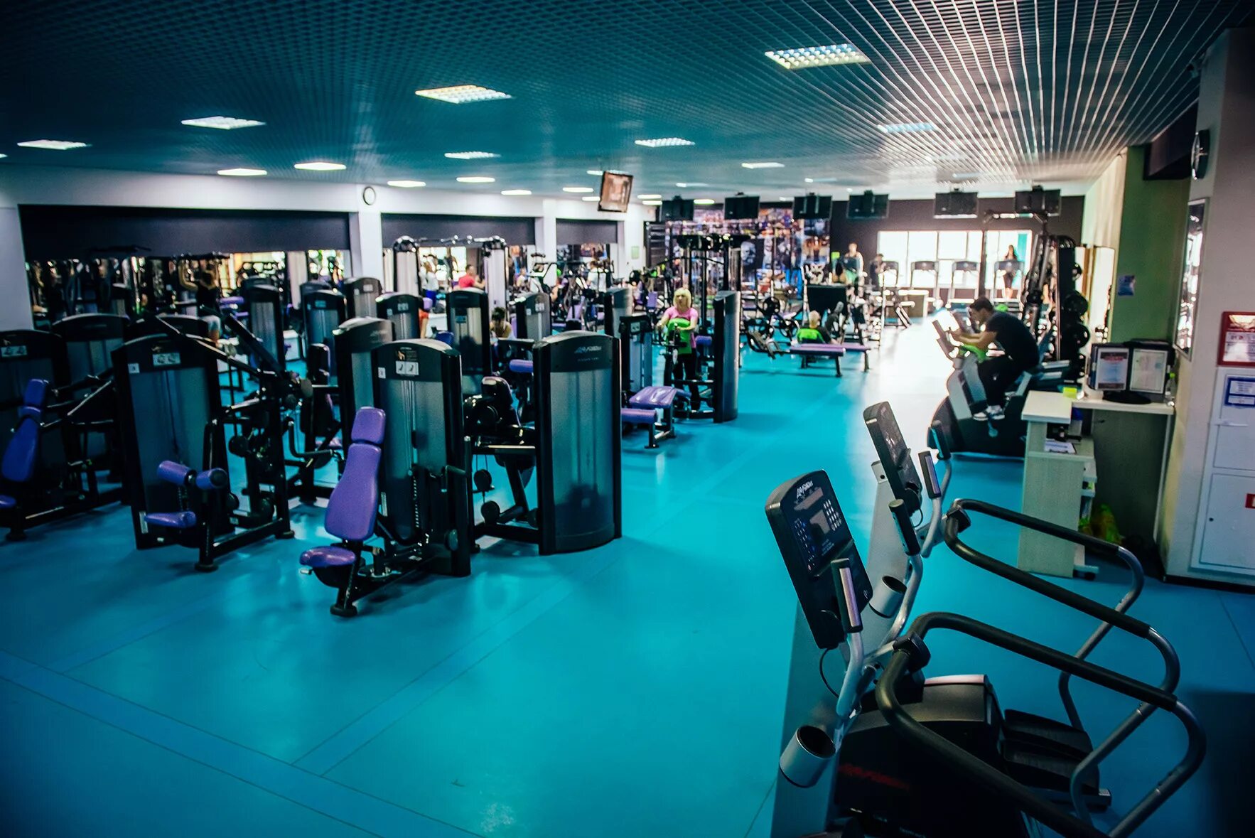 Good gym ул героев десантников 2 фото Фото: Good Gym, фитнес-клуб, ул. Героев Десантников, 2, Новороссийск - Яндекс Ка