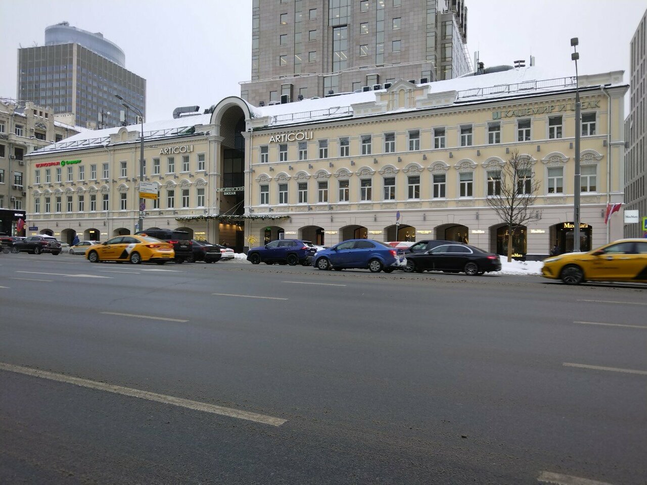 Goodman смоленская площадь 3 москва фото Фото: Lilia Fisher, магазин головных уборов, Смоленская площадь, 3, Москва - Янд