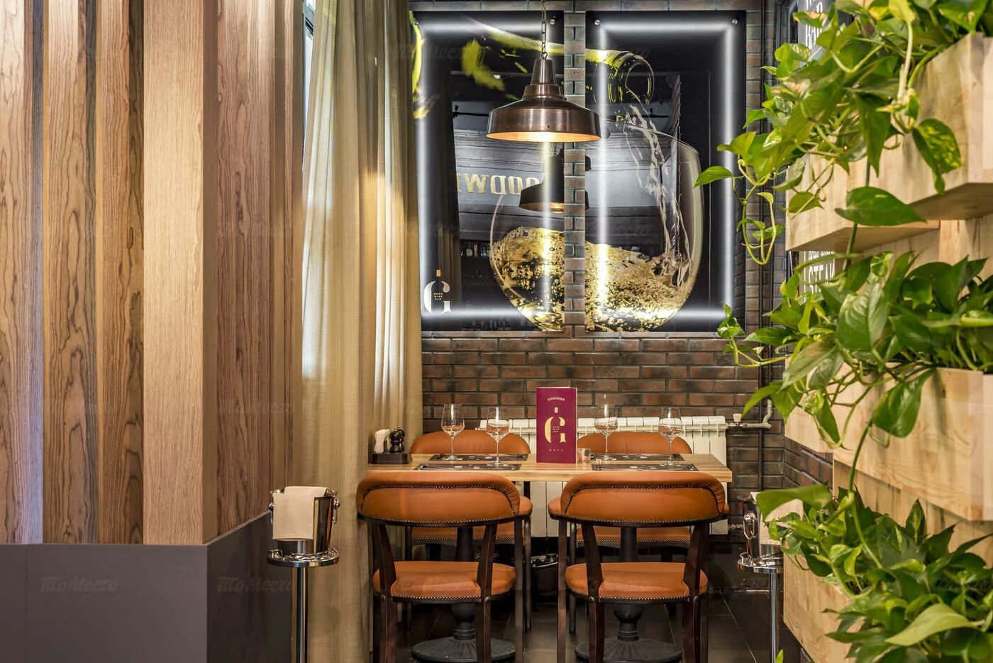 Goodwine ул горького 159а фото Бар Гудвайн (Goodwine) на Охотном ряду (м. Театральная): меню и цены, отзывы, ад