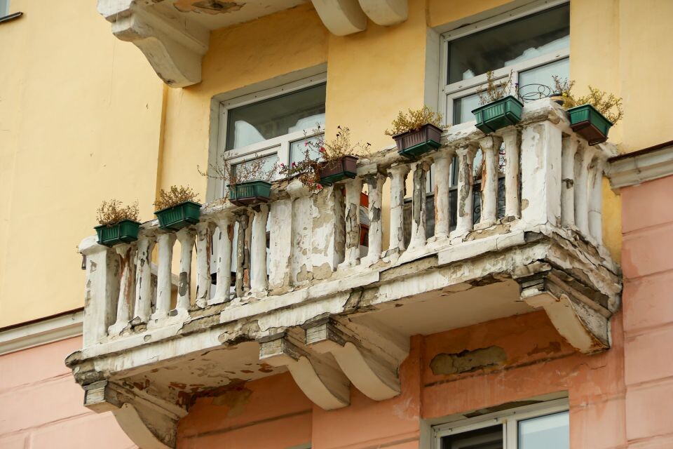 Gordost просп ленина 102в барнаул фото Невеселый ансамбль: что происходит со сталинской архитектурой в центре Барнаула.