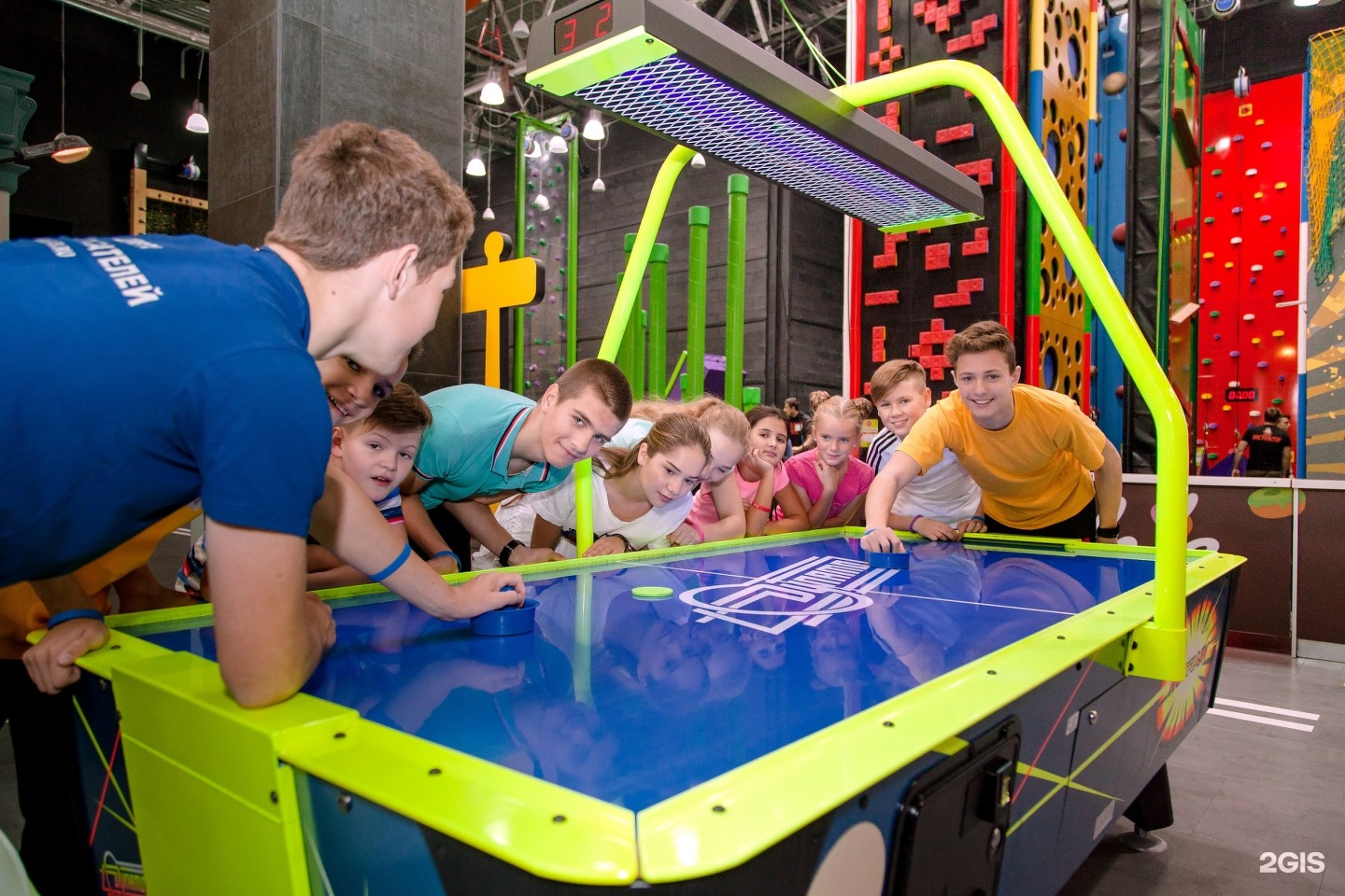 Gorillapark долгоозерная ул 14 корп 2 фото Фитнес 5 Озер На Комендантском - Fitpity.ru