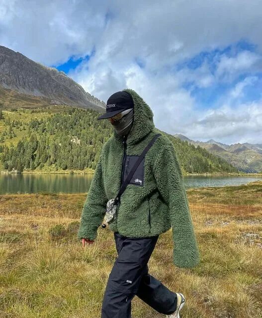Gorpcore стиль мужской LESS IS MORE on Instagram: "@pippo_krg #functionalarchive #ootd #arcteryx #outdo