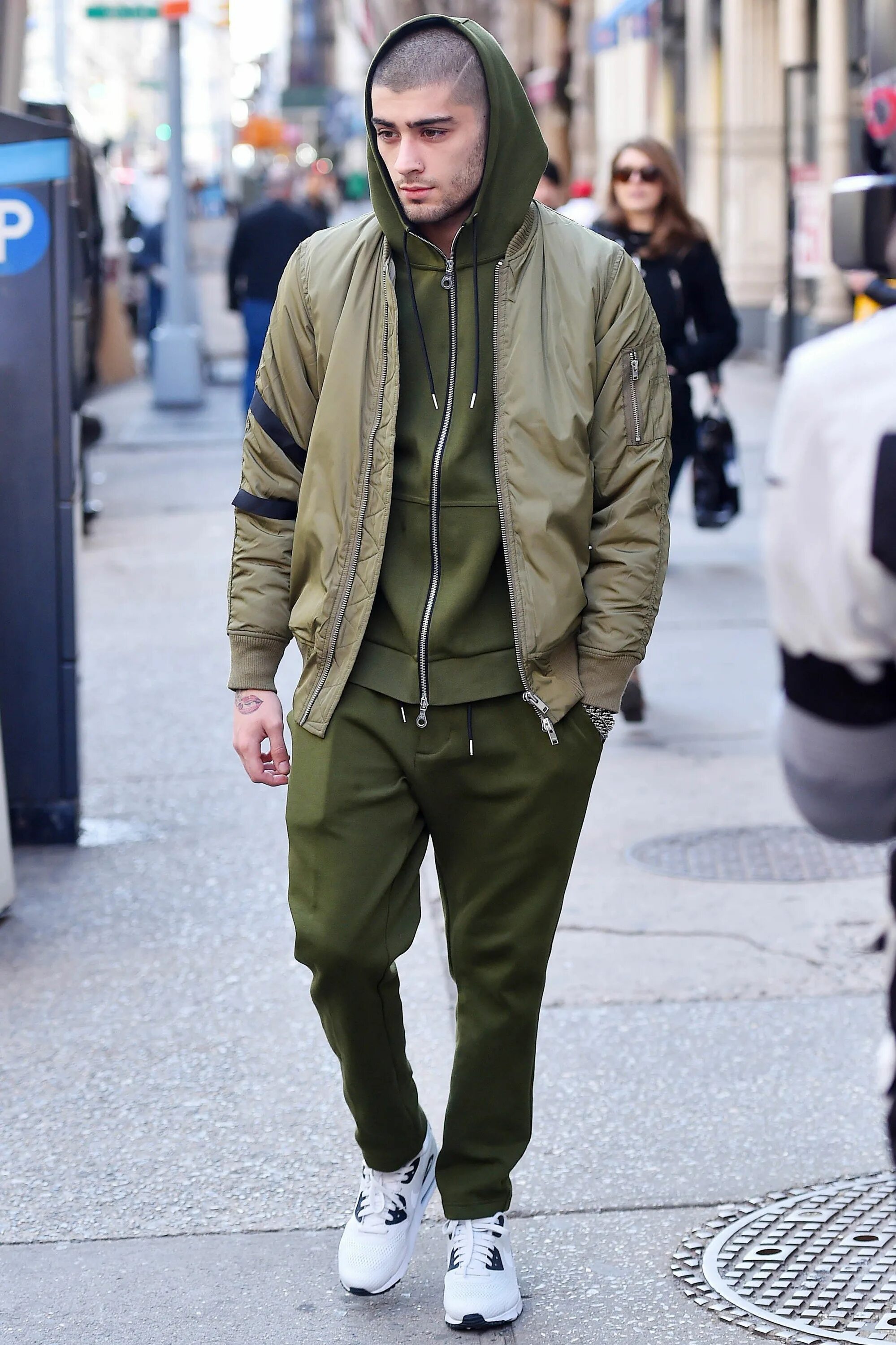 Gorpcore стиль мужской Everything Zayn Malik Wore in 2016 Zayn malik style, Most stylish men, Zayn mali