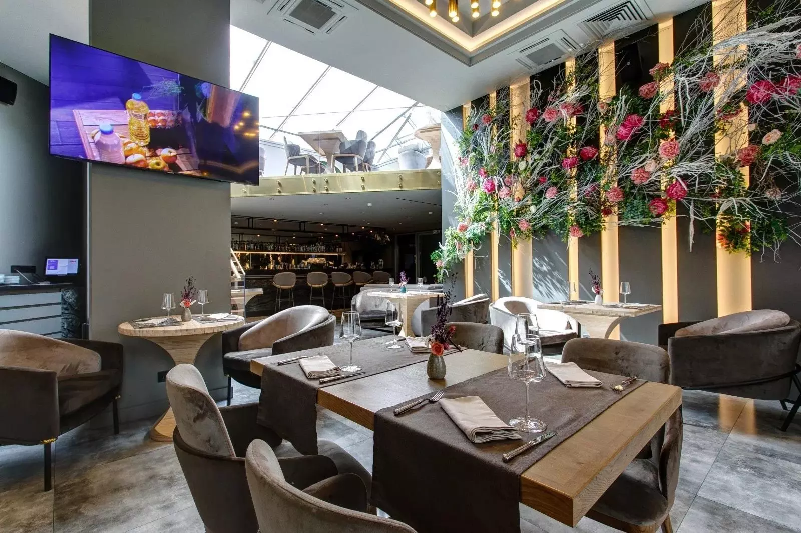 Gosть заречная дорога 21 фото Ресторан Гость / Gosть на Заречной в Сестрорецке - адрес на карте, меню и цены, 