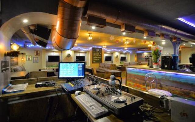 Gosty ул ленина 14 1 омск фото Меблированные комнаты Аура в Омске 2 отзыва об отеле, цены и фото номеров - забр